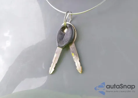 1997 Nissan Quest Gxe/Xe из США, поврежденный, VIN 4N2DN1112VD800862